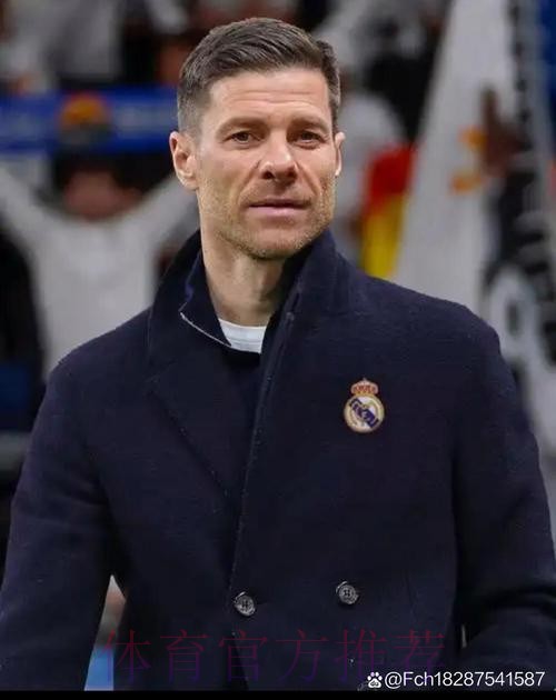 卡西:不解为何批评阿隆索 皇马西甲榜首欧冠前八 卡西:不解为何批评阿隆索 皇马西甲榜首欧冠前八